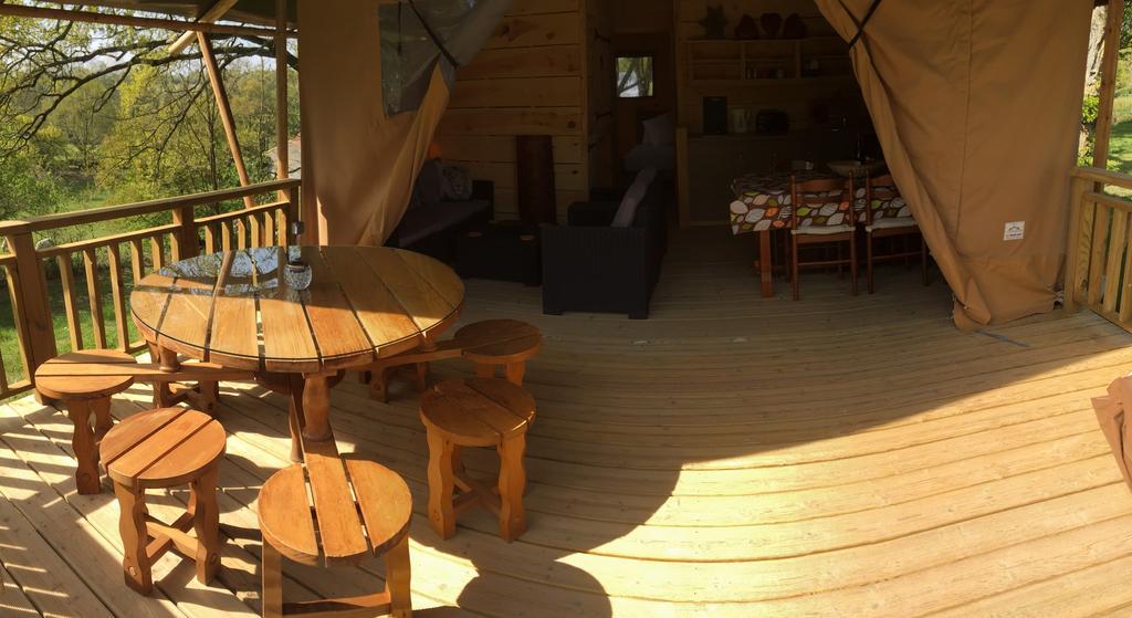 Camping Du Puy Rond เบรสซุยร์ ภายนอก รูปภาพ
